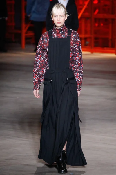 Look 26